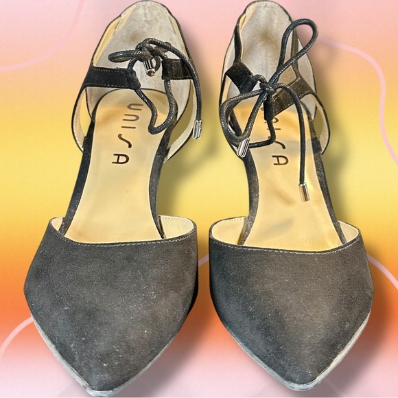 NWOT Unisa ‘Amabelle’ Black Vegan Suede Ankle Tie Stiletto Pumps Size 11 - Picture 2 of 13